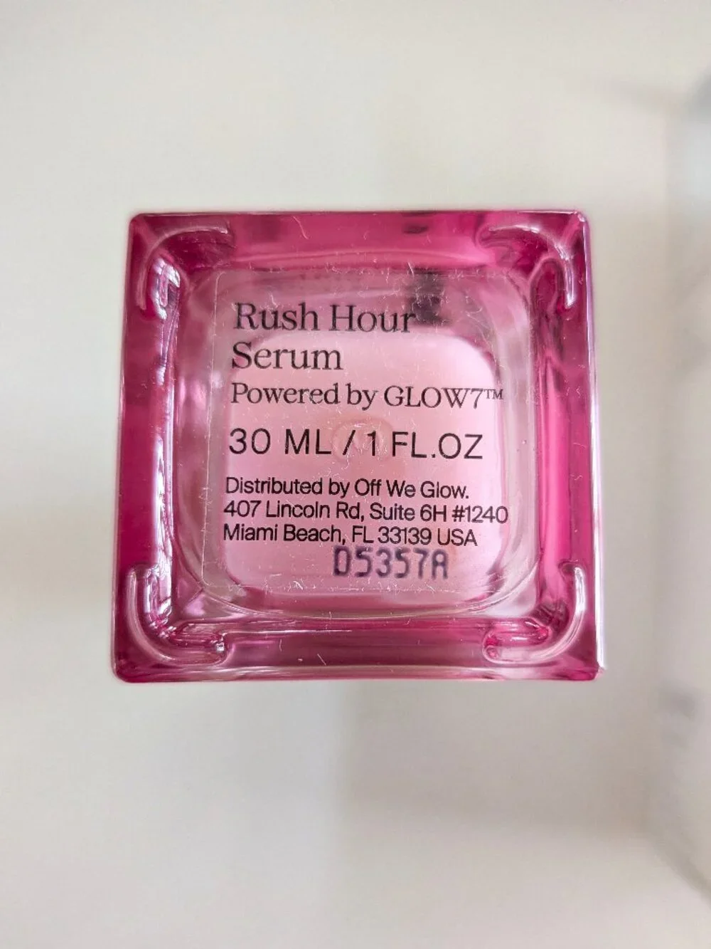 New in Box OFF WE GLOW Rush Hour Serum for Sensitive Skin